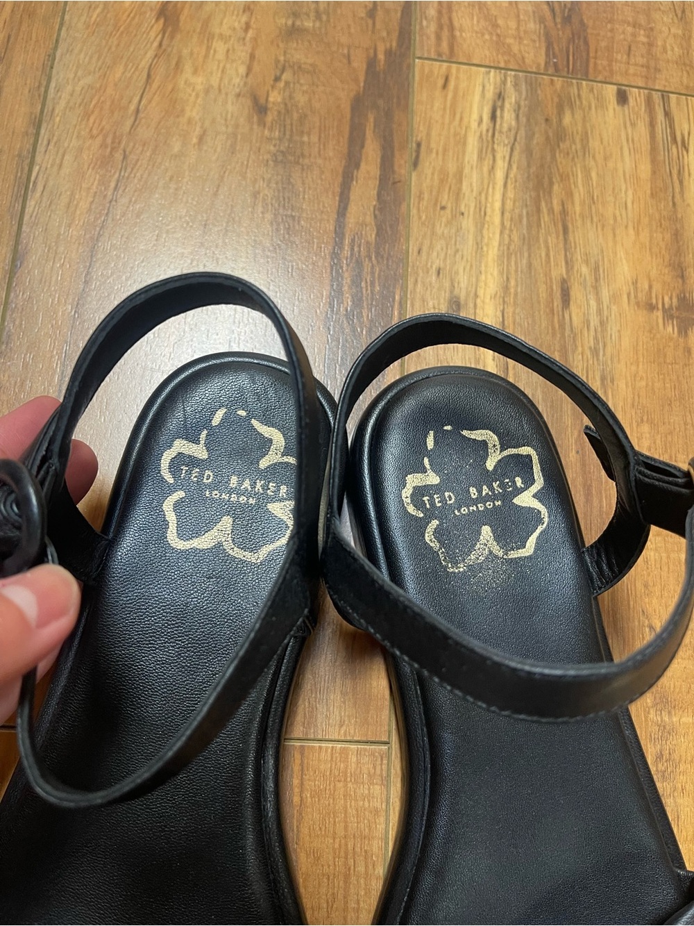 Ted Baker London Halah Leather Bow Ankle Strap Sandals Black Size 38 - Picture 14 of 16